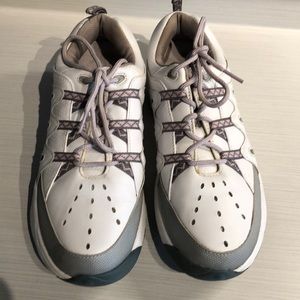 FootJoy White Leather Women’s Golf Shoe Size 8